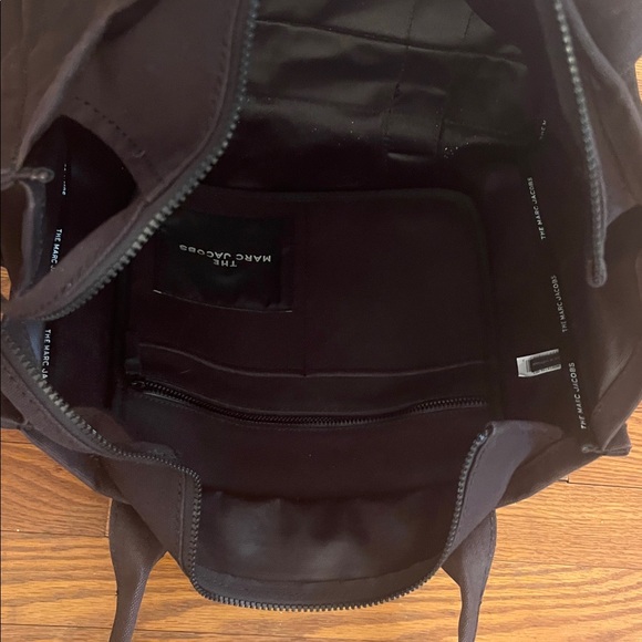 Marc Jacobs Black Canvas Tote Bag - Picture 9 of 12